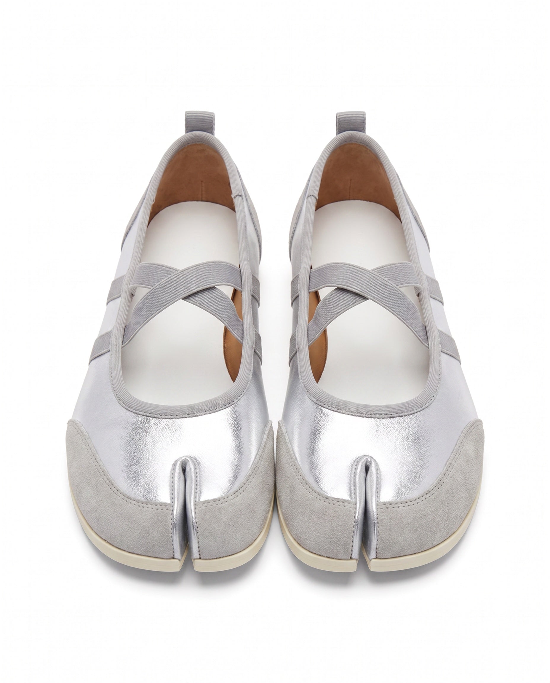 Sana Tabi Mary Jane in Silver, frontpair