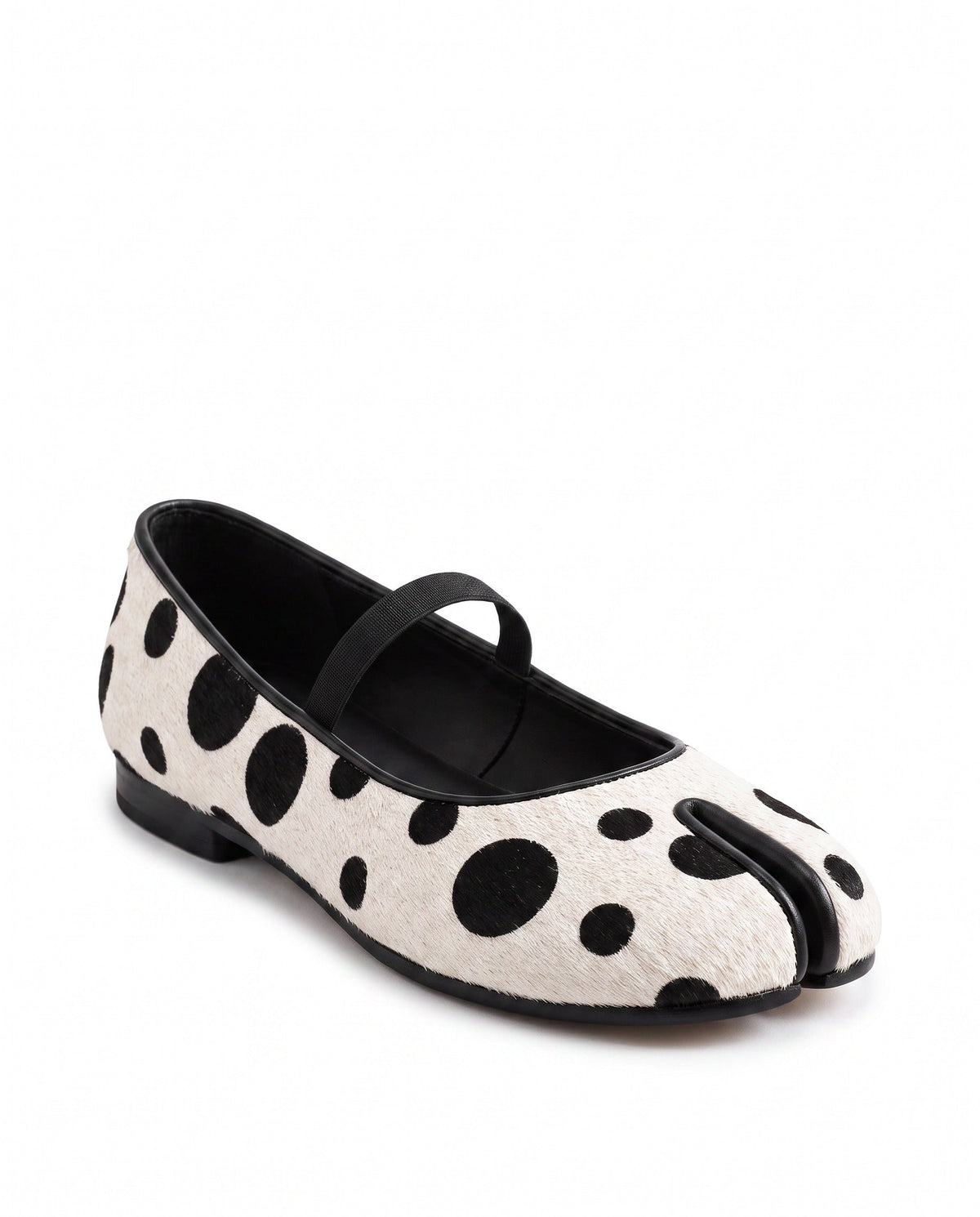 Chihiro Tabi Mary Jane in Cream Polka Dot