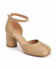 Sumire Tabi Mary Jane Pump in Milk Tea