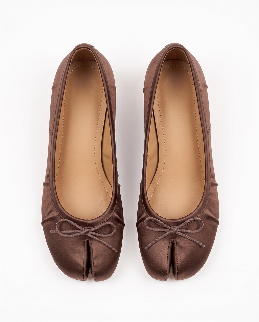 Mayu Tabi Ballet Pump in Camel