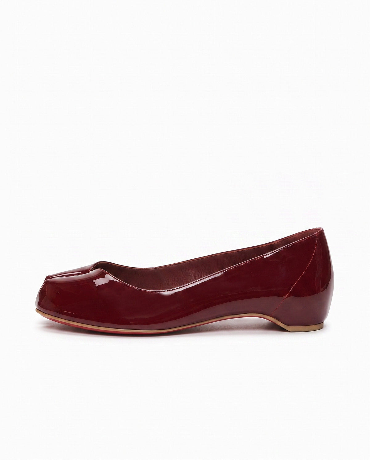 Maiko Tabi Ballet Flat in Wine