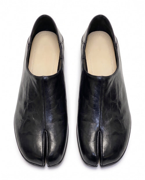 Towa Tabi Slip-On in Black