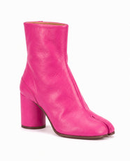 Ginza Tabi Ankle Boot in Rose Red