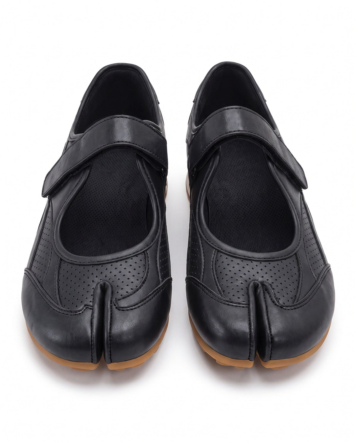 Ibuki Tabi Sneaker in Black