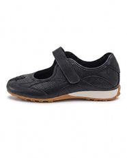 Ibuki Tabi Sneaker in Black