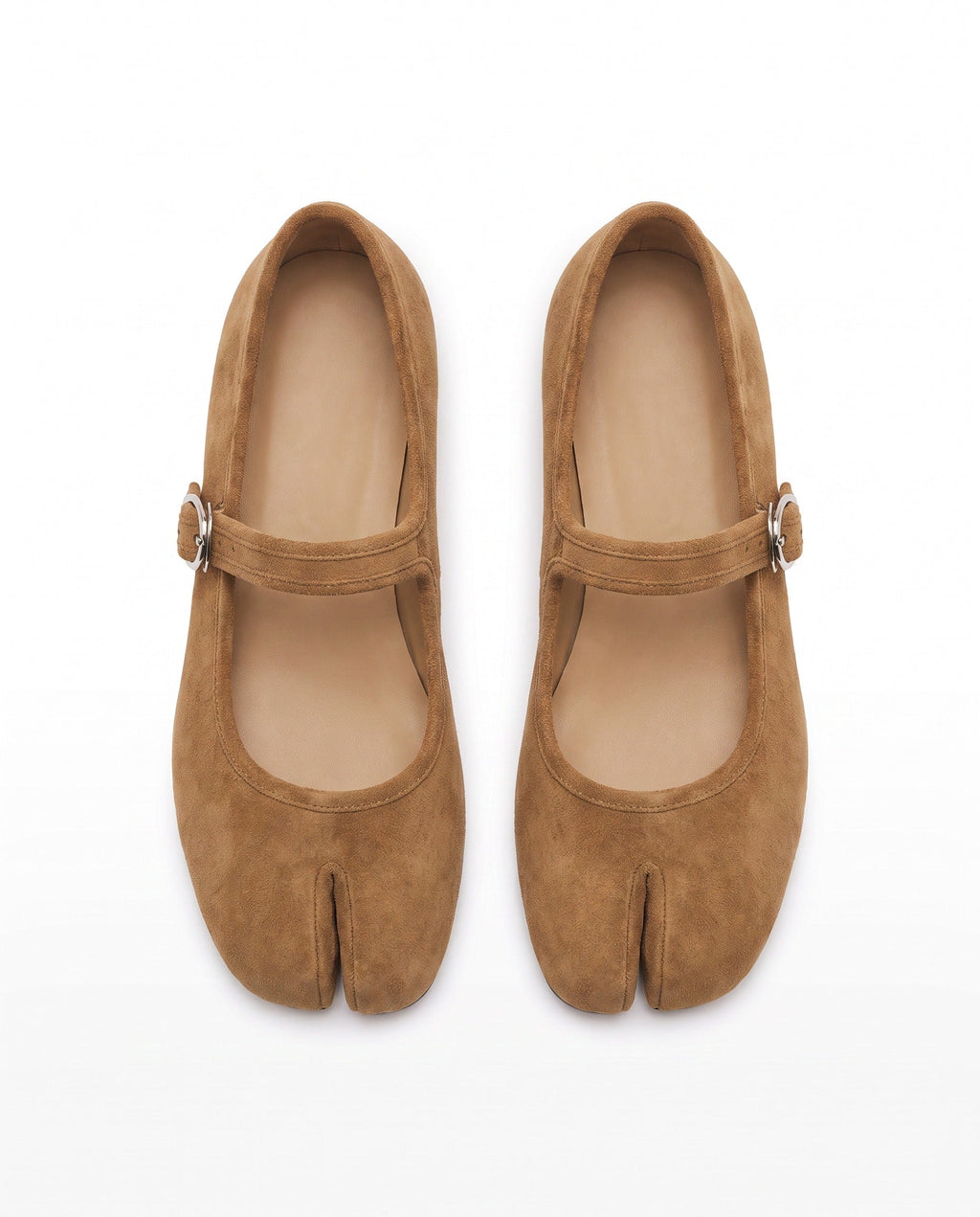 Sena Tabi Mary Jane in Camel
