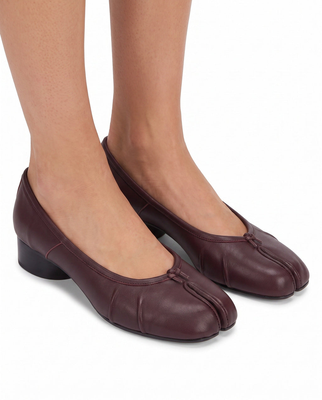 Mio Tabi Ballet Pump in Wine