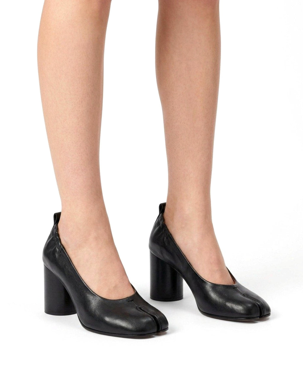 Asuka Tabi Block-Heel Pump in Black