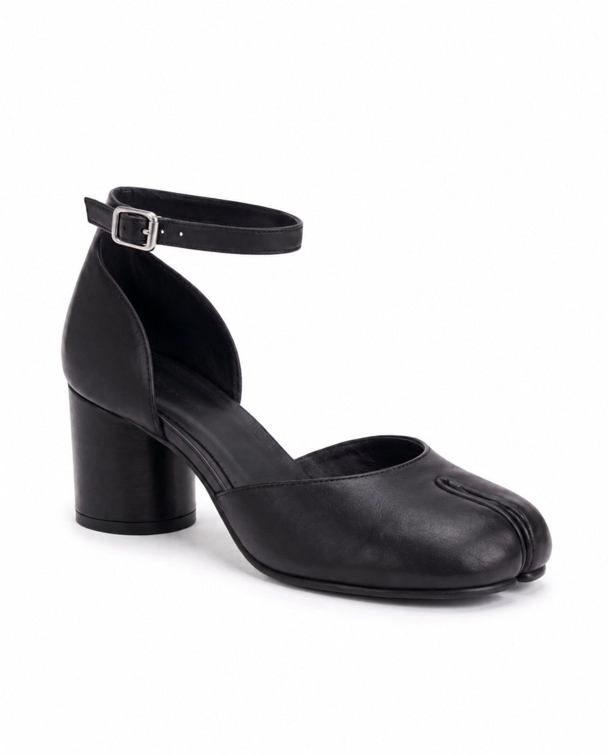 Sumire Tabi Mary Jane Pump in Black