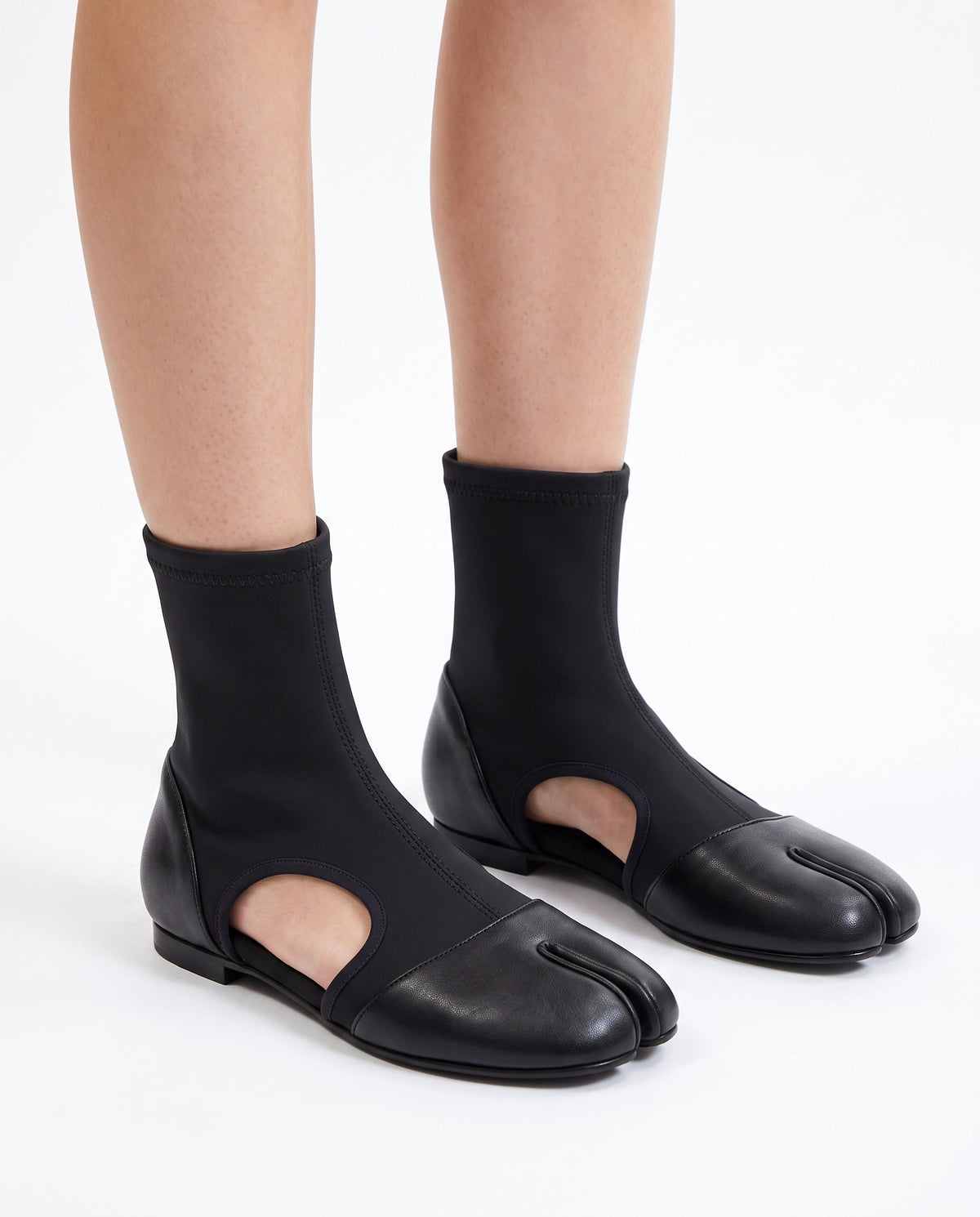 Mizuki Tabi Ankle Boot in Black