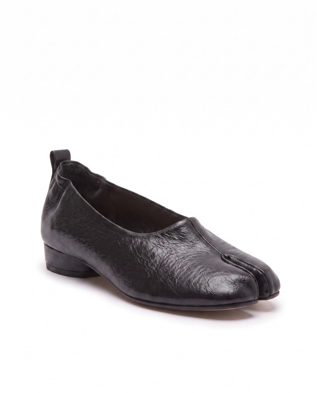 Sora Tabi Low-Heel Flat in Black