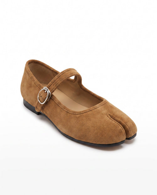 Sena Tabi Mary Jane in Camel