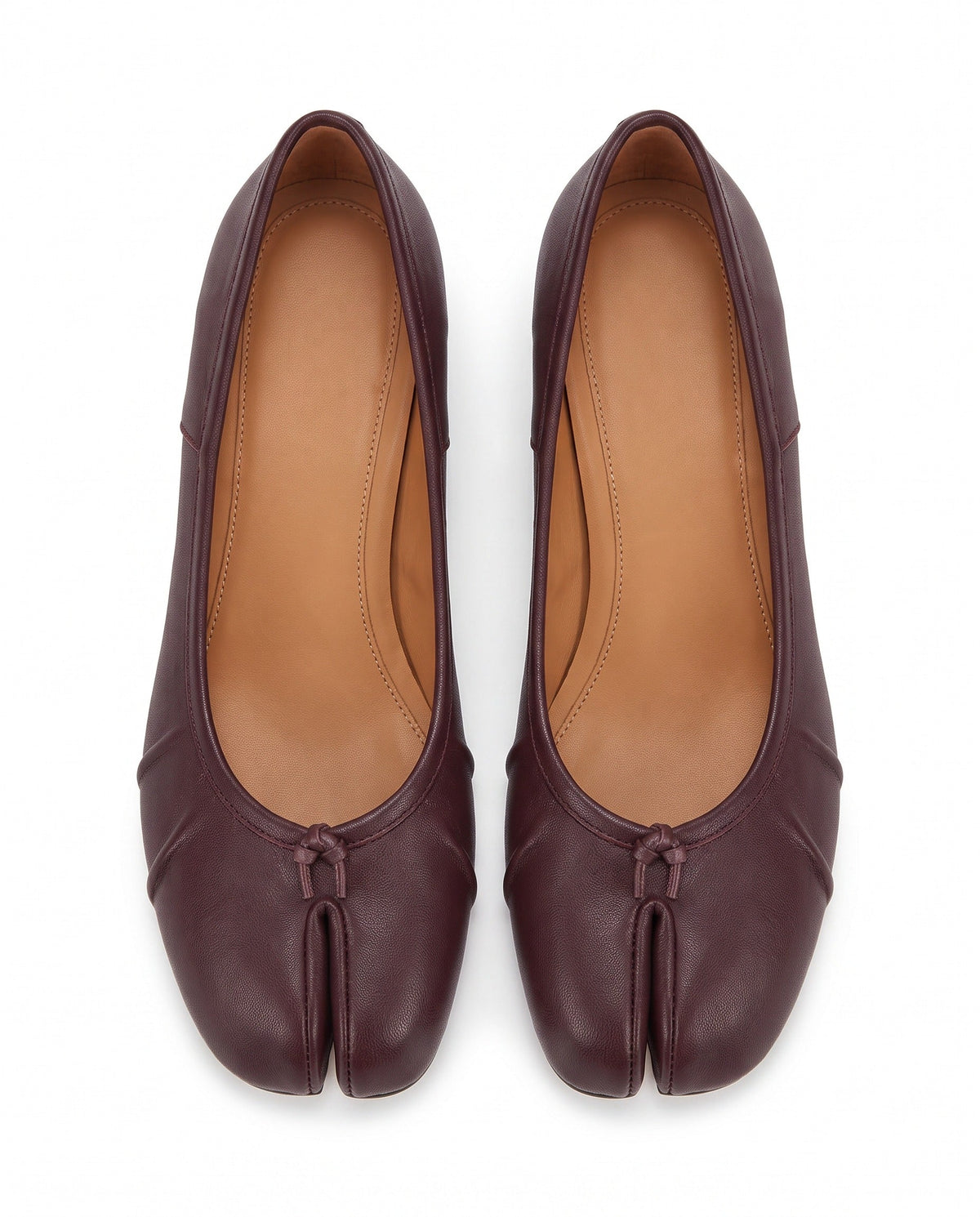 Mio Tabi Ballet Pump in Wine