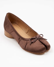 Mayu Tabi Ballet Pump in Camel