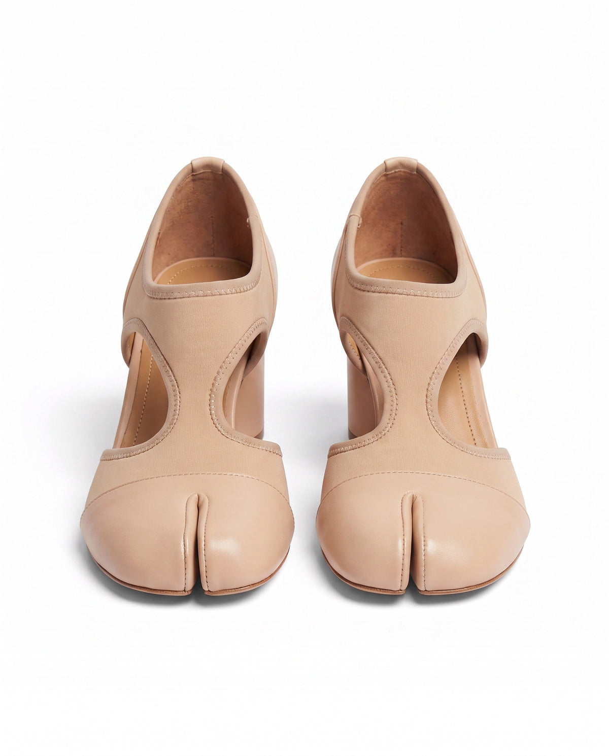 Shizuku Tabi Cut-Out Pump in Apricot