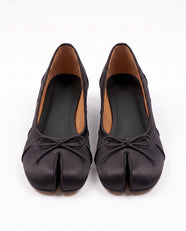 Mayu Tabi Ballet Pump in Black