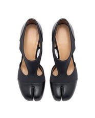 Shizuku Tabi Cut-Out Pump in Black