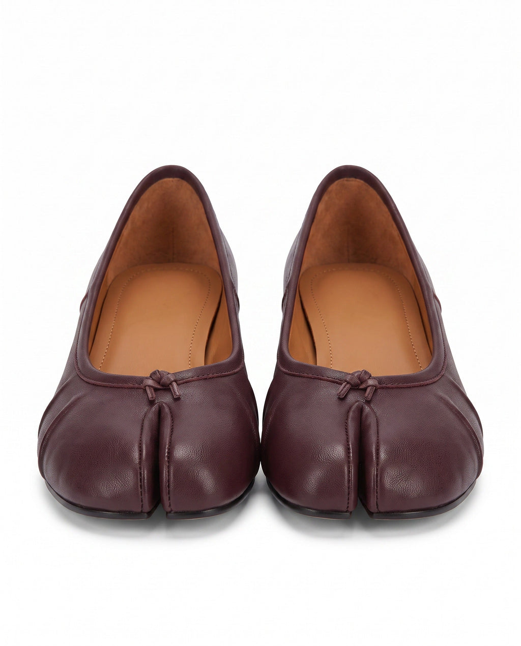 Mio Tabi Ballet Pump in Wine
