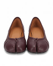 Mio Tabi Ballet Pump in Wine