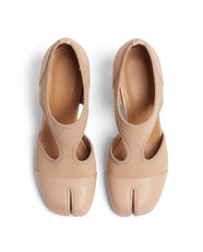 Shizuku Tabi Cut-Out Pump in Apricot