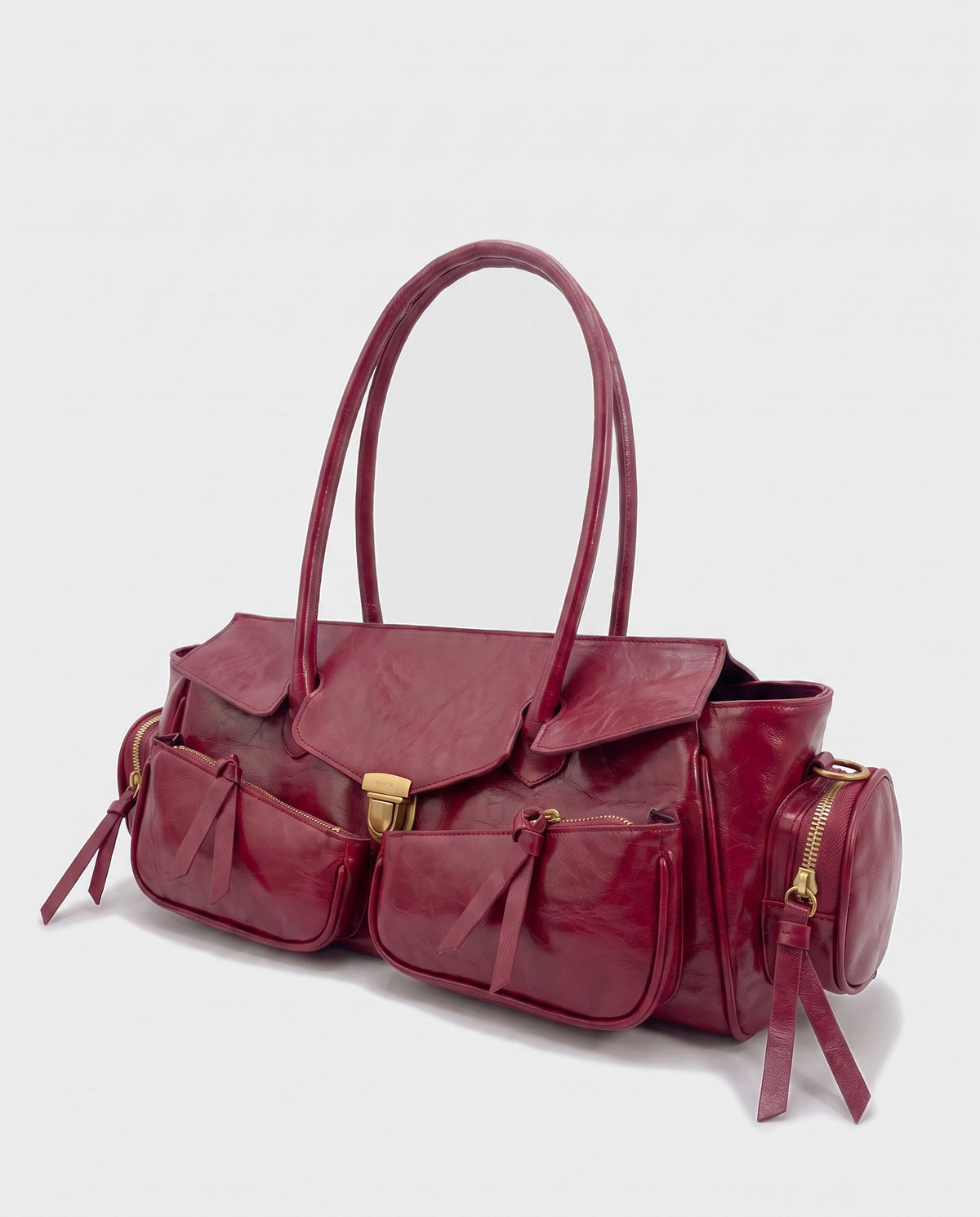 Konomi Cargo Shoulder Bag in Burgundy