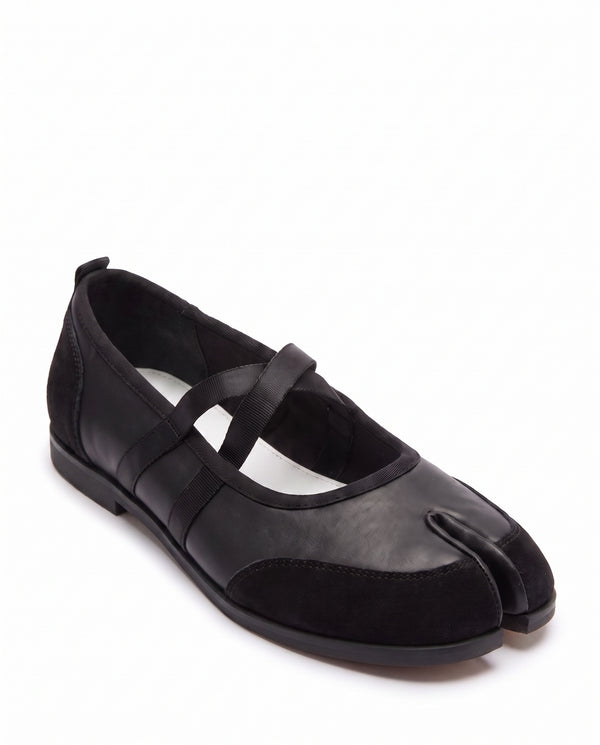Sana Tabi Mary Jane in Black, threequarter
