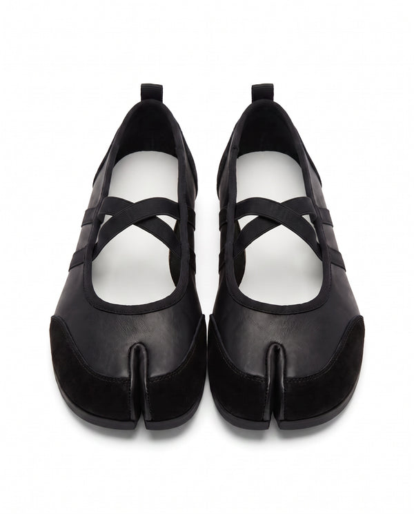 Sana Tabi Mary Jane in Black, frontpair