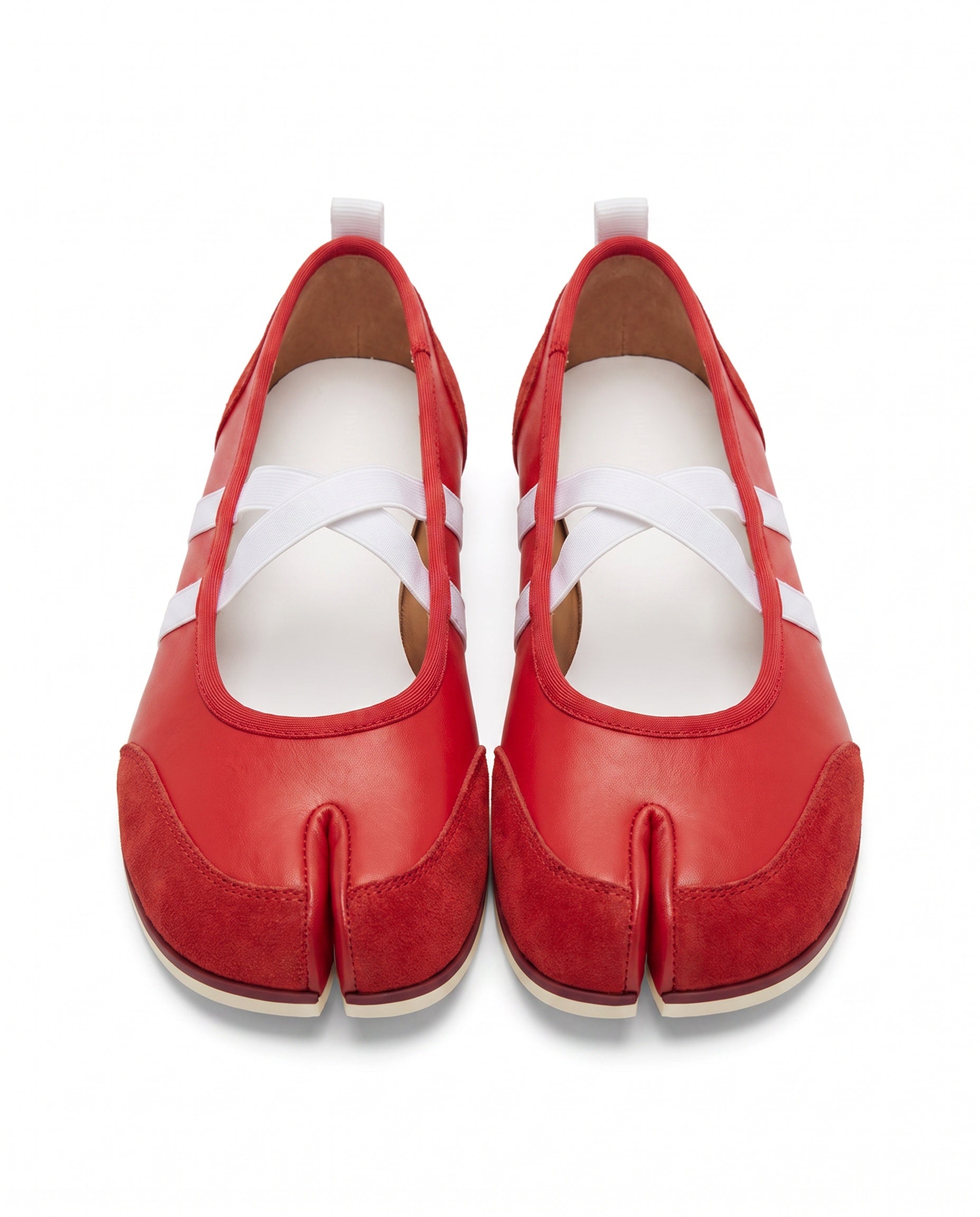 Sana Tabi Mary Jane in Crimson, frontpair
