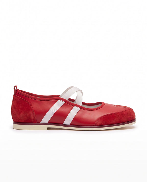 Sana Tabi Mary Jane in Crimson, sideprofile