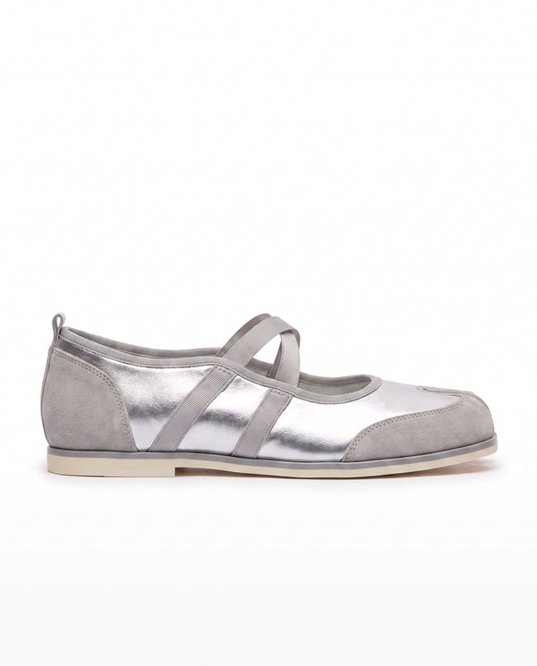 Sana Tabi Mary Jane in Silver, sideprofile
