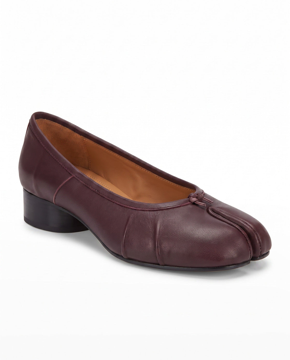 Mio Tabi Ballet Pump in Wine