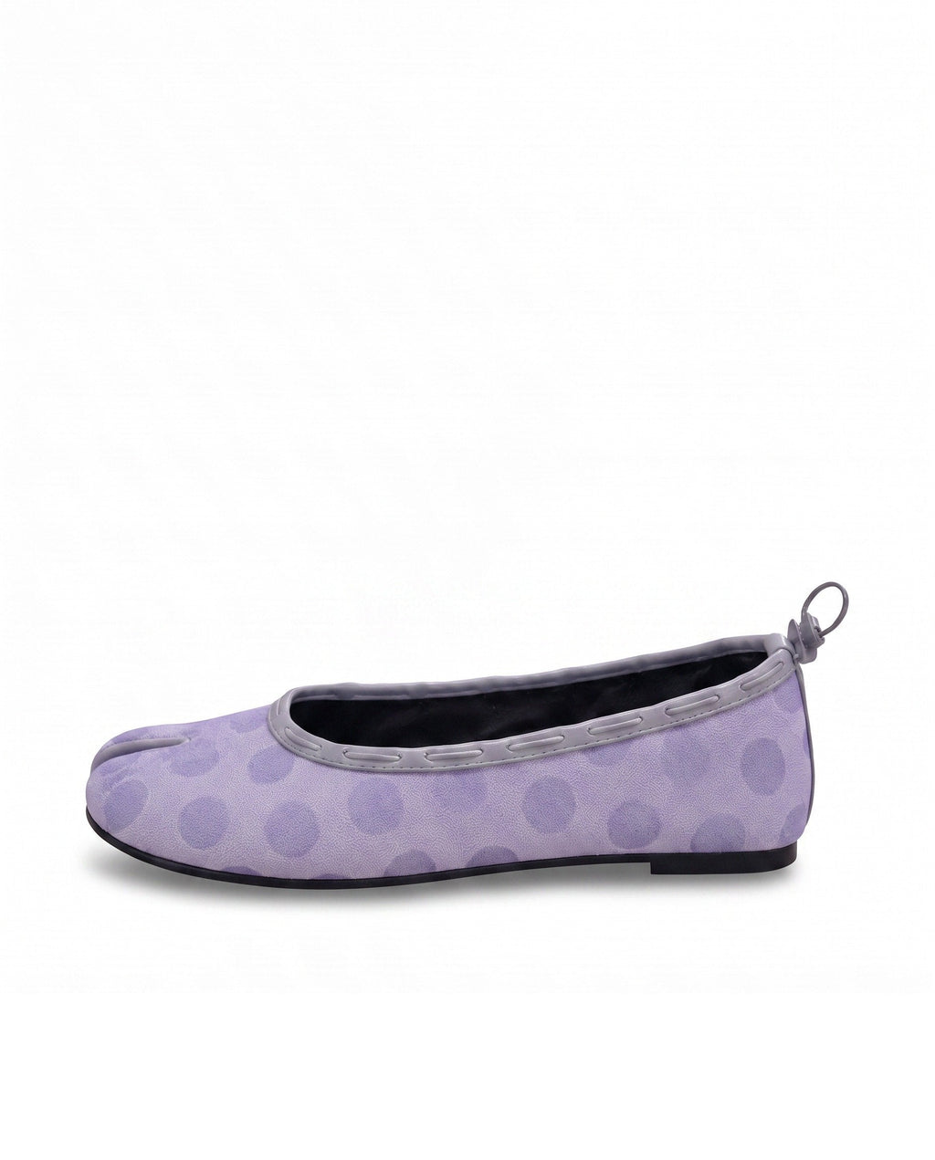 Suzu Tabi Ballet Flat in Slate Polka Dot