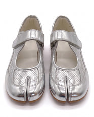 Ibuki Tabi Sneaker in Silver