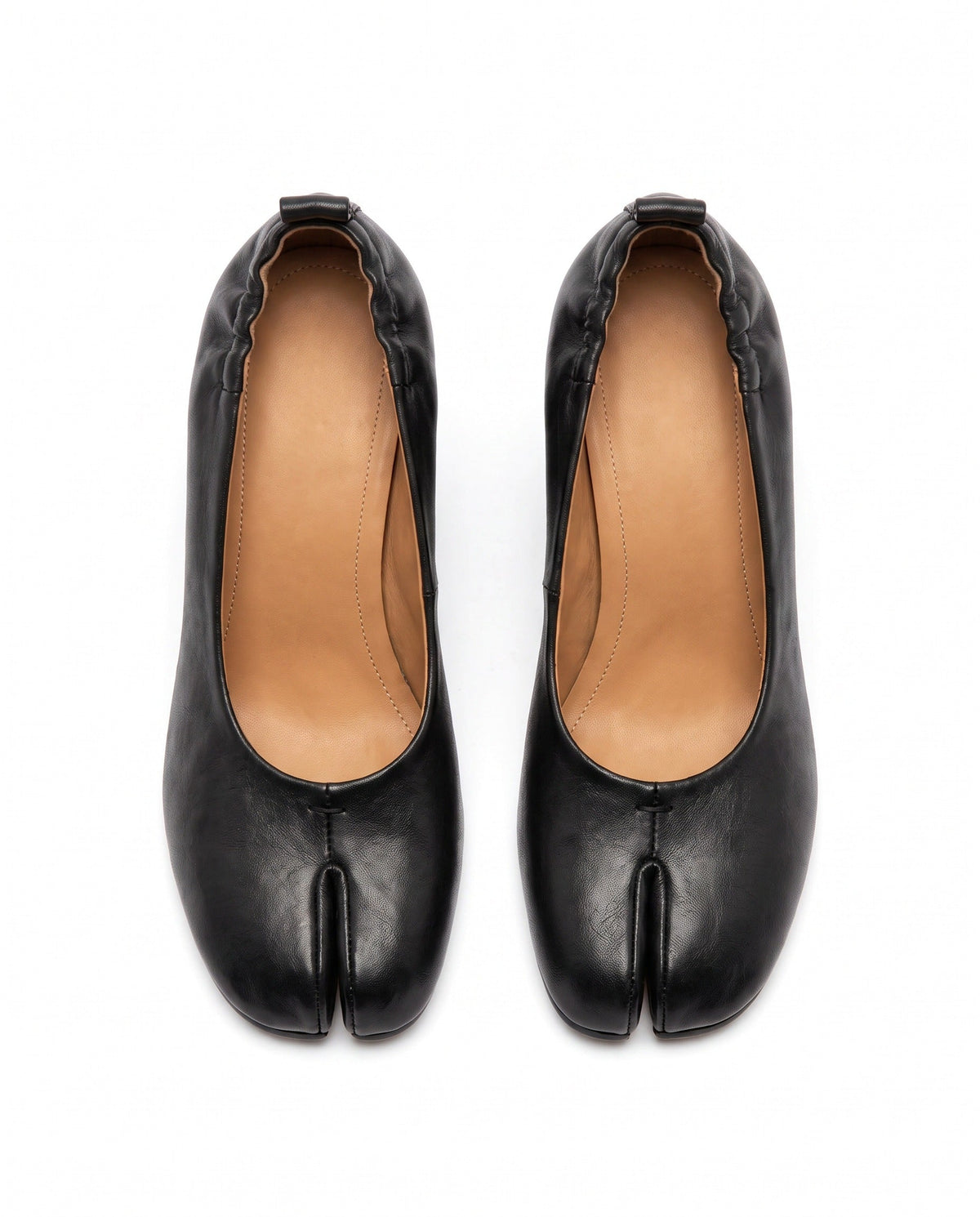 Asuka Tabi Block-Heel Pump in Black