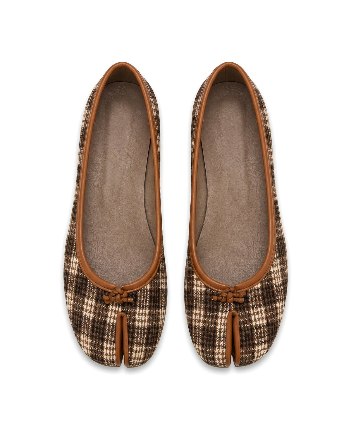 Ayame Tabi Ballet Flat in Coffee Check