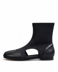 Mizuki Tabi Ankle Boot in Black