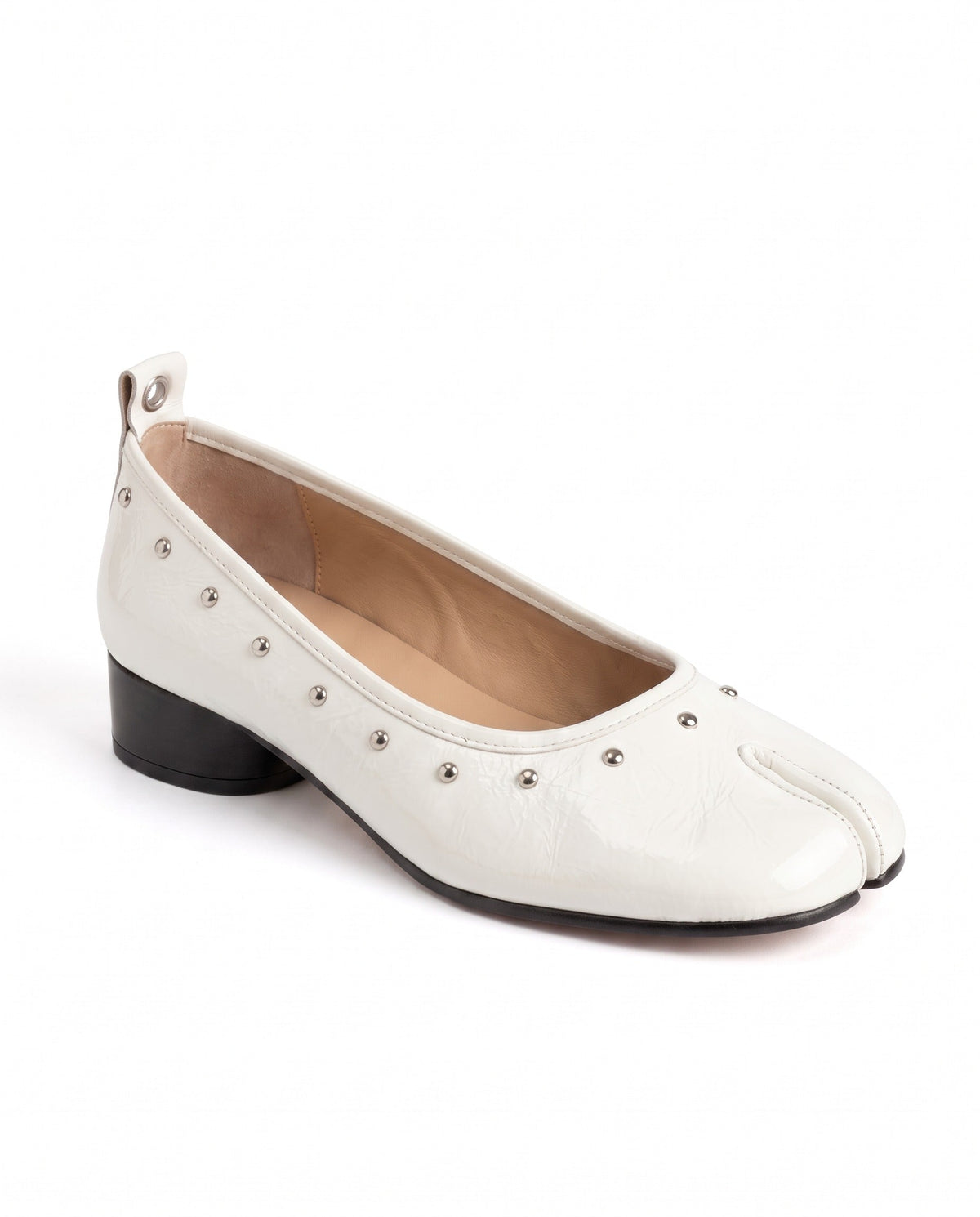 Tamaki Tabi Studded Ballerina in White