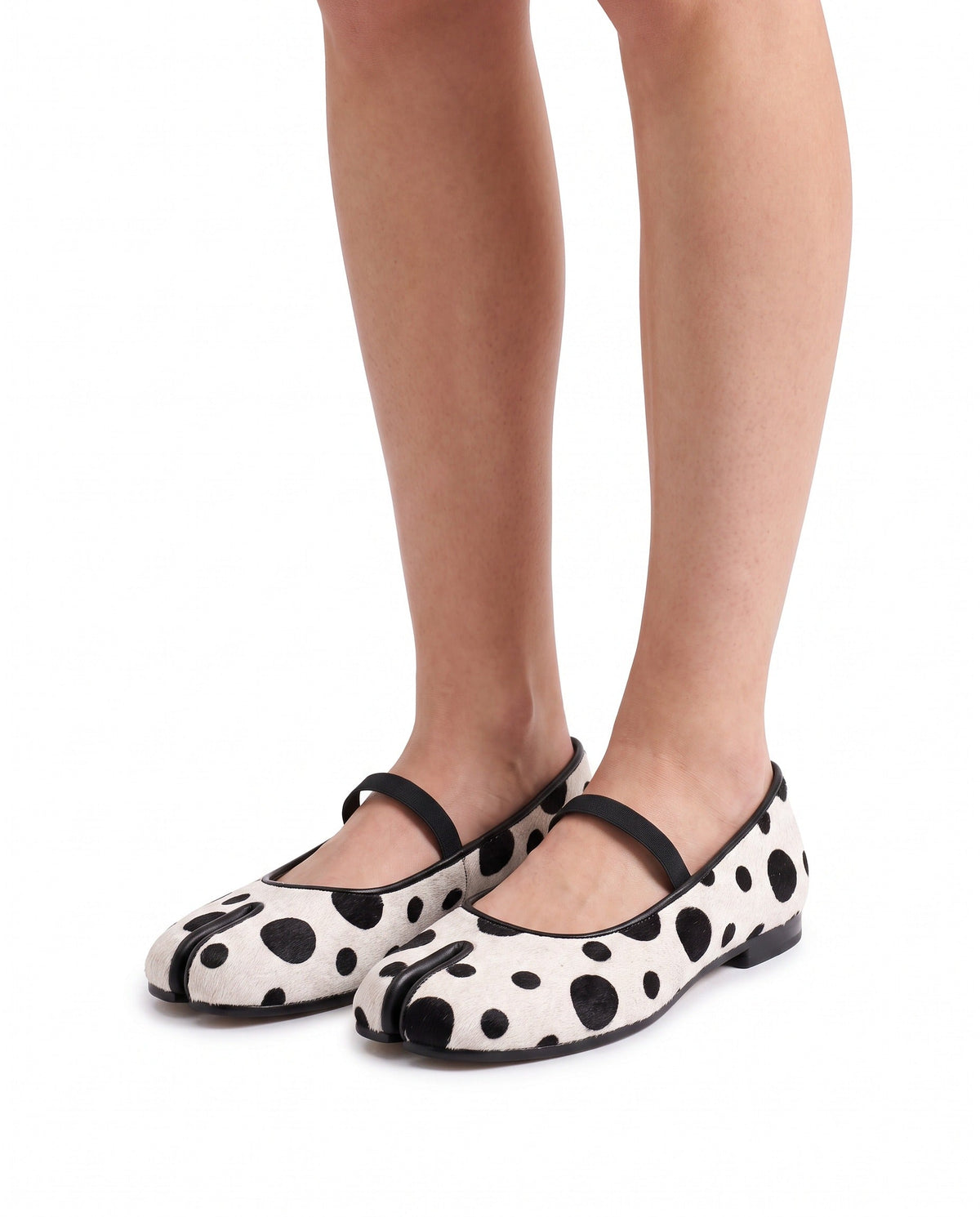 Chihiro Tabi Mary Jane in Cream Polka Dot