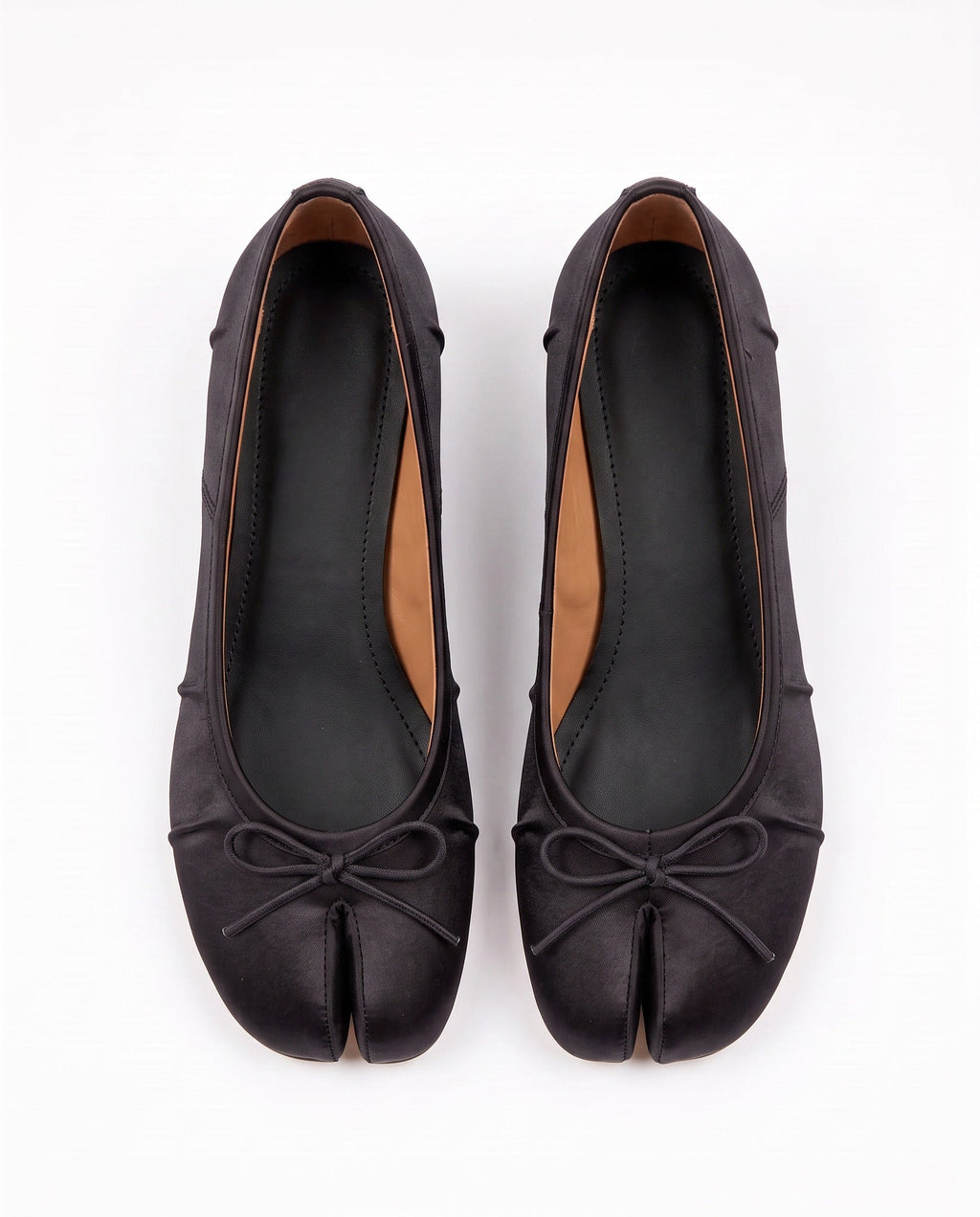Mayu Tabi Ballet Pump in Black