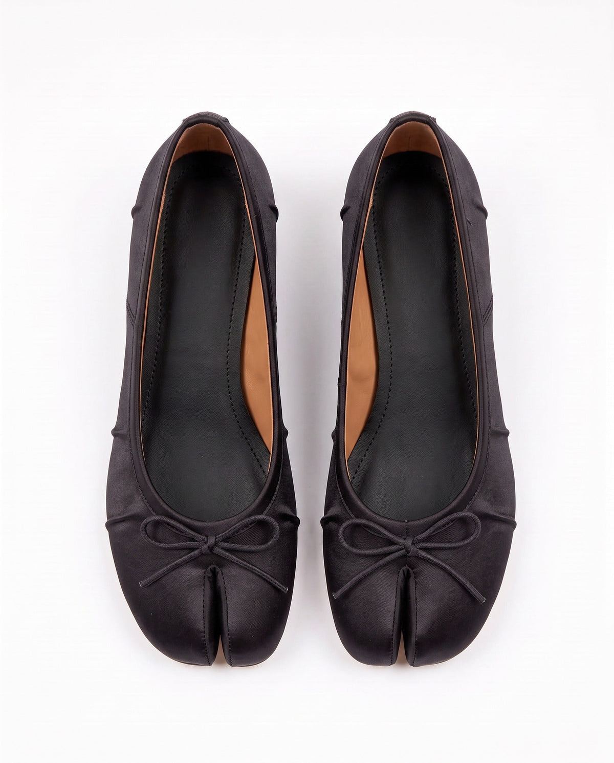 Mayu Tabi Ballet Pump in Black