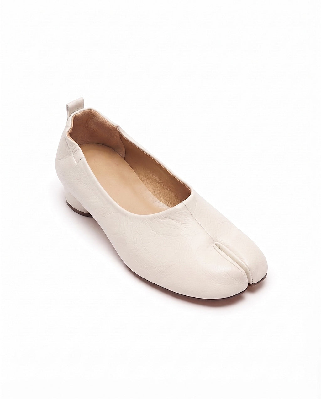 Sora Tabi Low-Heel Flat in White