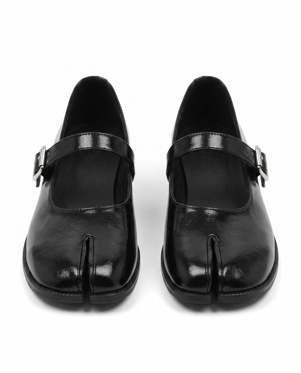 Kiku Tabi Buckle Mary Jane in Black