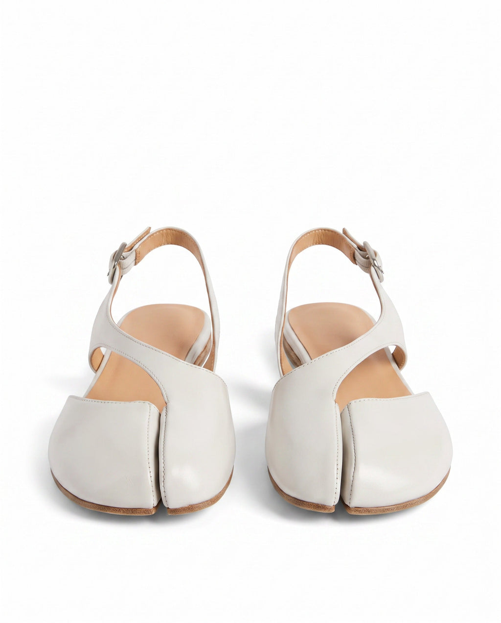 Hotaru Tabi Slingback in White