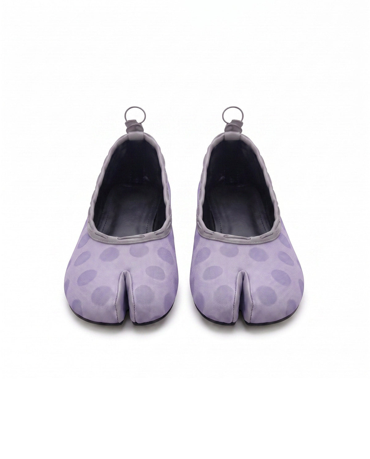 Suzu Tabi Ballet Flat in Slate Polka Dot