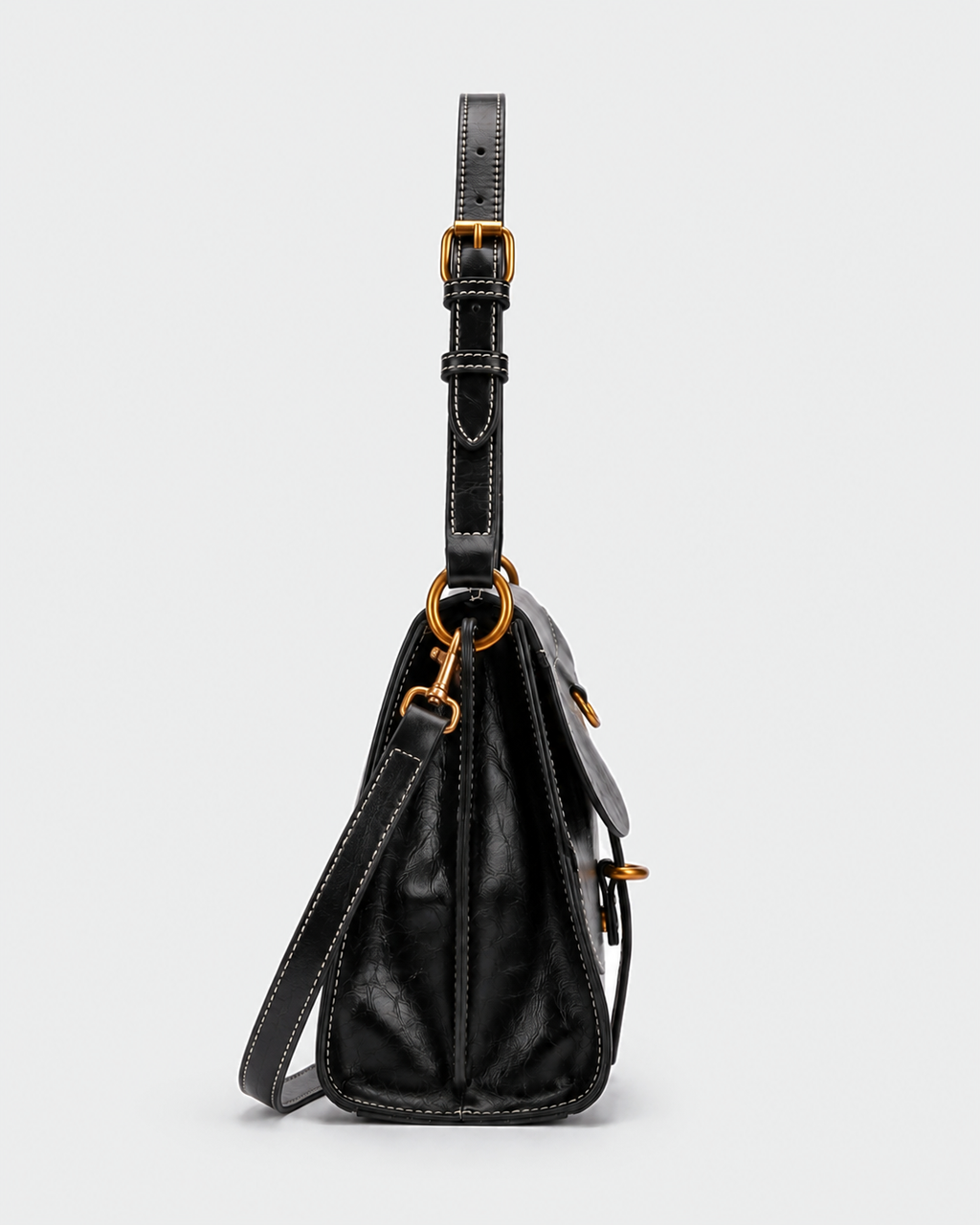Kohana Saddle Shoulder Bag in Black