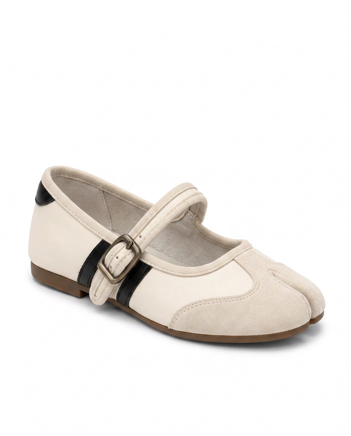 Akari Tabi Two-Tone Mary Jane in White