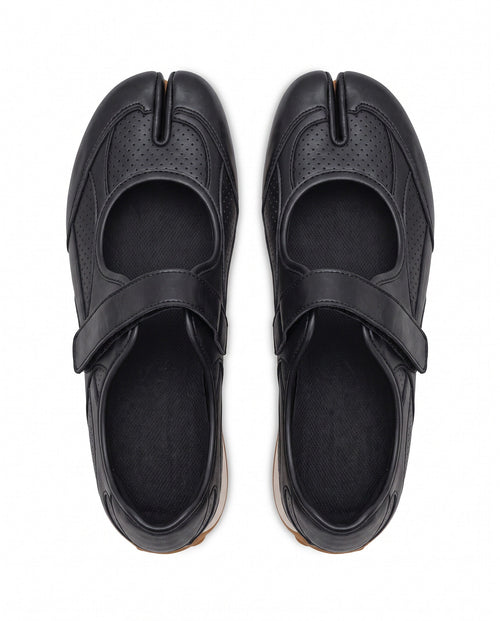 Ibuki Tabi Sneaker in Black