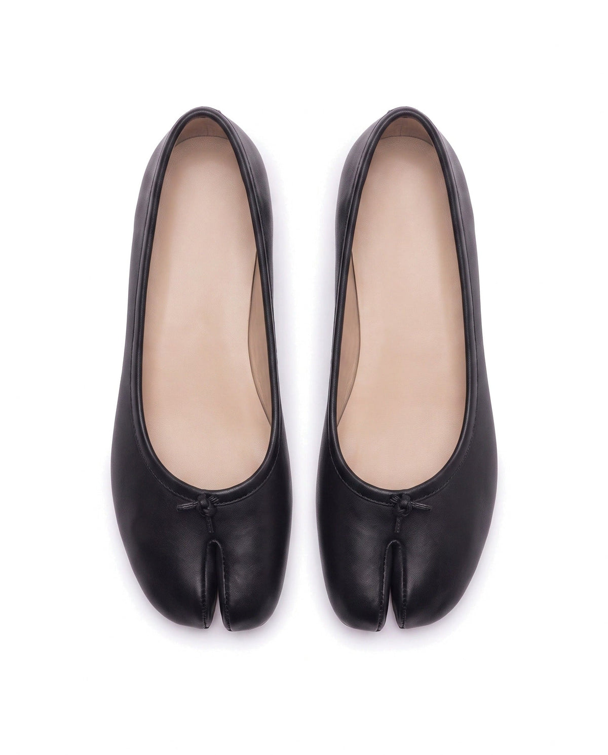 Hana Tabi Ballet Flat in Black