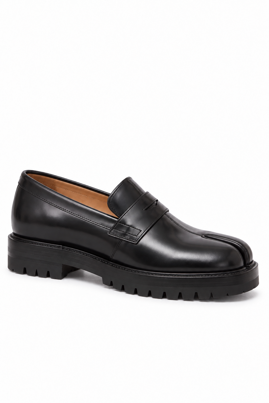 Kurumi Tabi Loafer in Black — side view