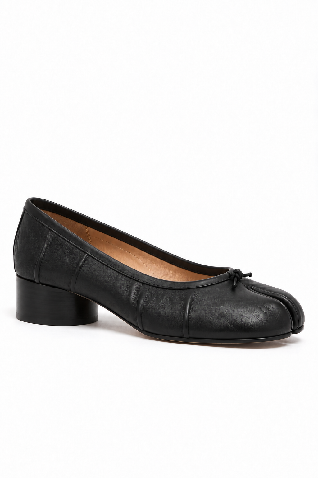 Mio Tabi Ballet Pump in Black — side view